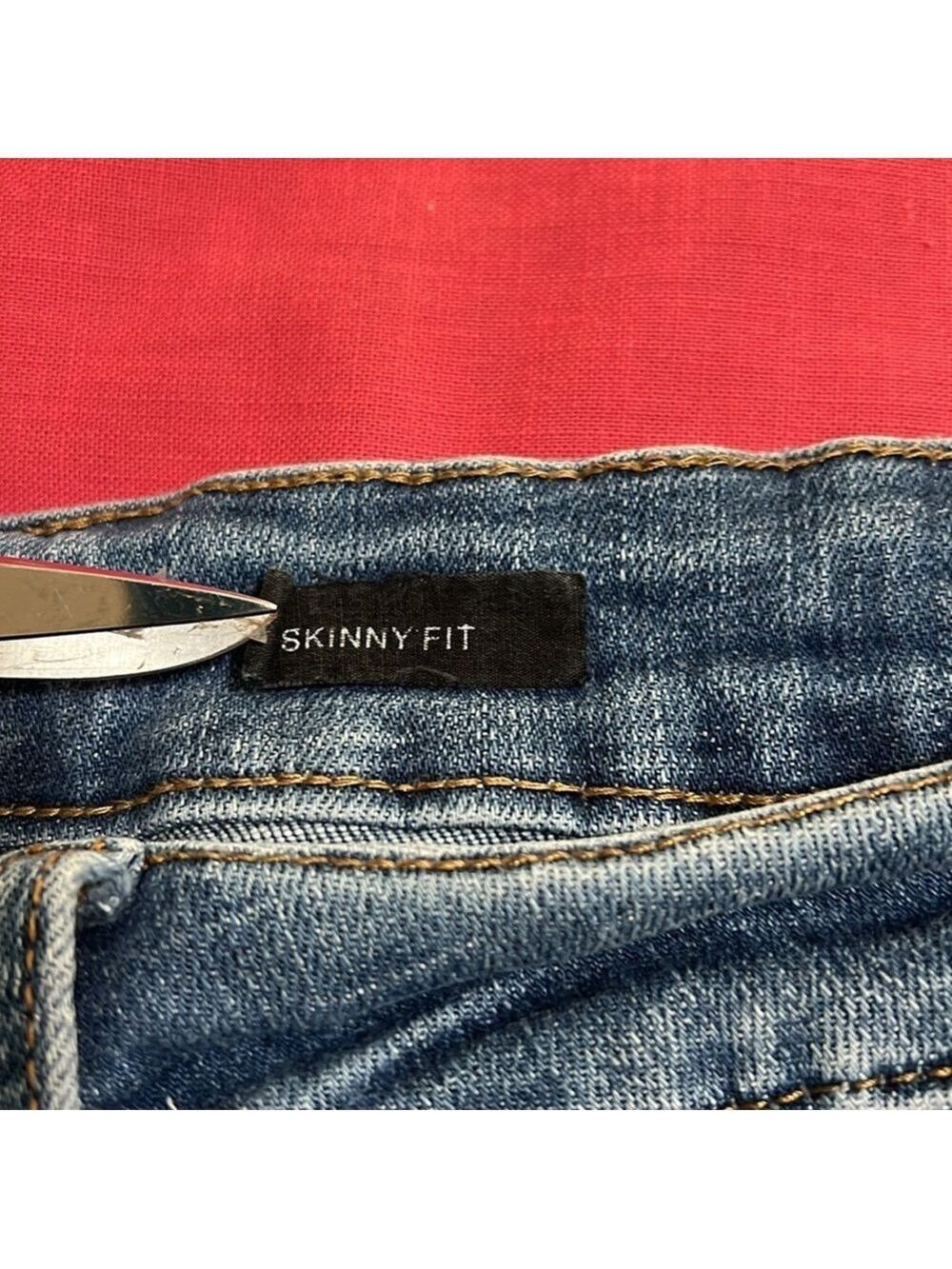 Judy Blue Distressed Button-Fly Skinny Jeans in Blue. 24W - Picture 9 of 12